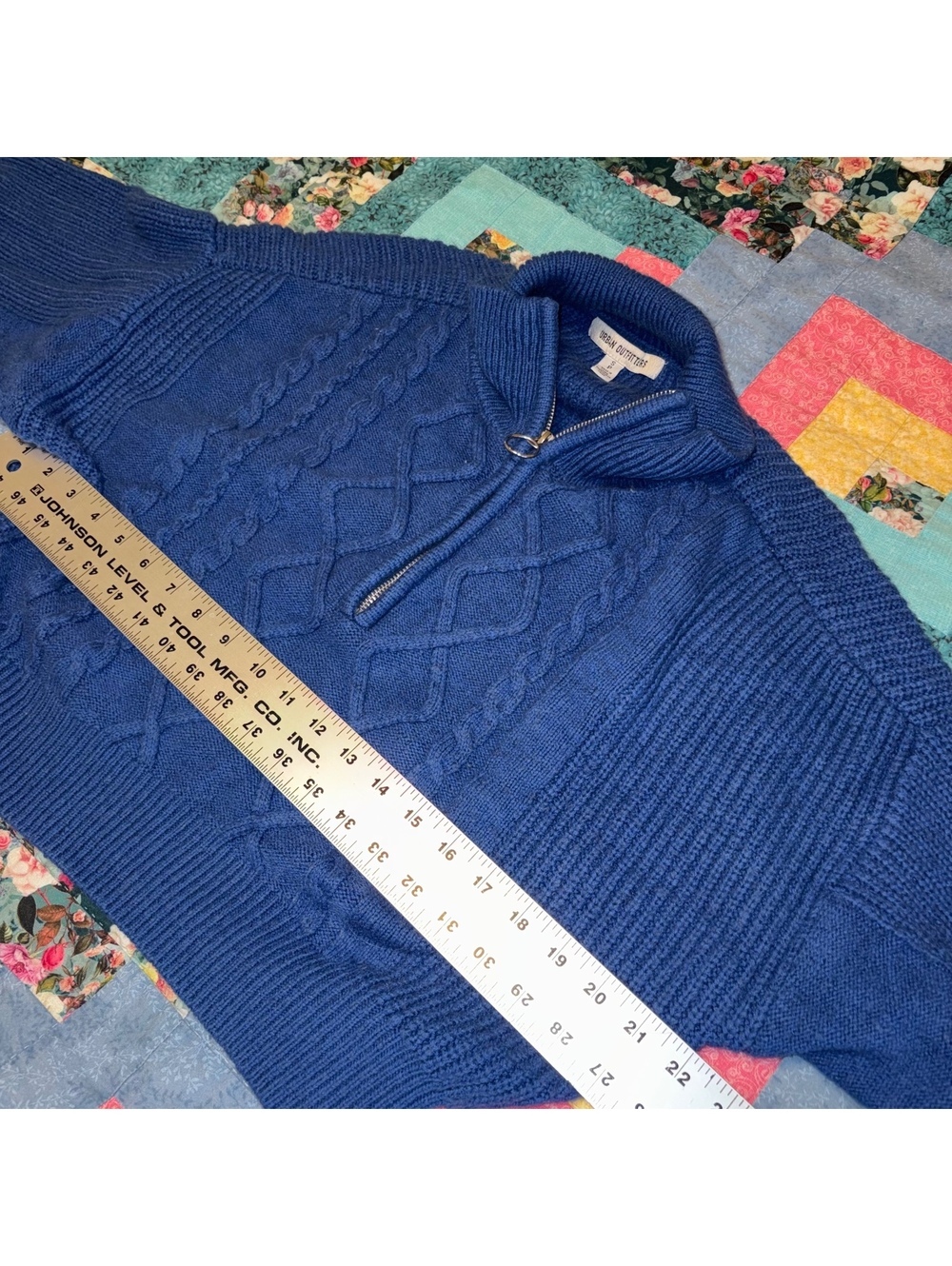 Urban Outfitters Woman’s S Blue Cable Knit Crop Half-Zip Sweater Size Small - Picture 7 of 8